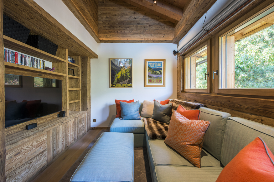 chalet-les-etrennes-verbier-coin-tv-banquette-14.jpg