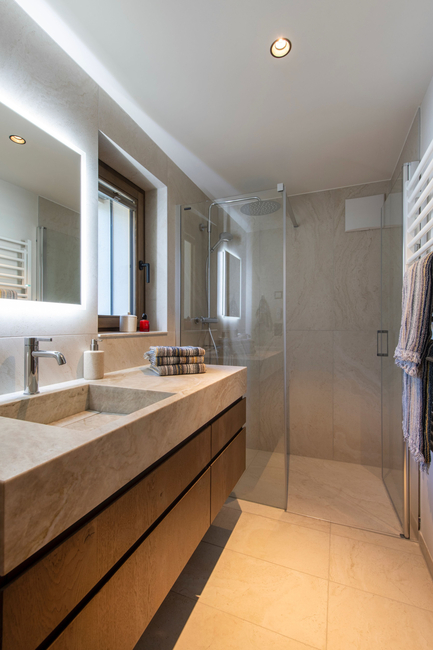 appartement-le-bry-c02-verbier-salle-de-bain-lavabo-12.jpg