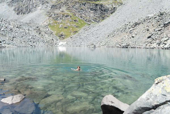 baignade au lac du Petit Mont-Fort