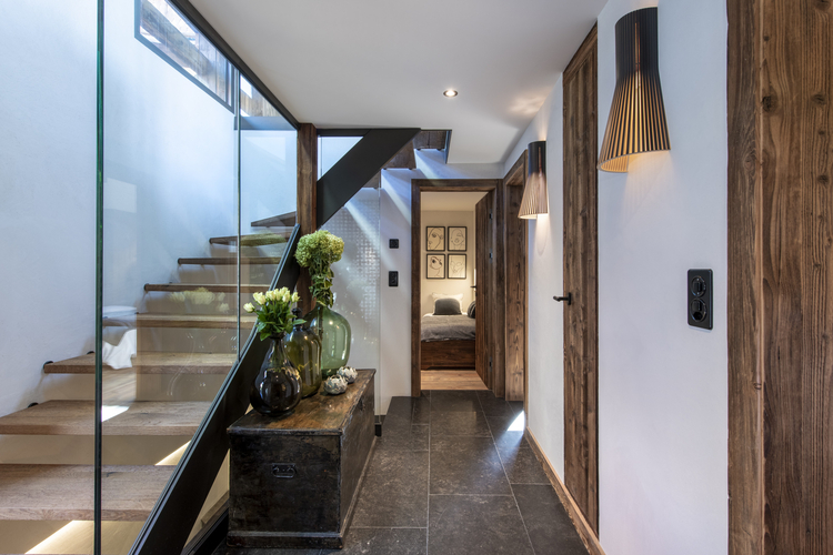 chalet-nangi-verbier-entree-escalier-05.jpg