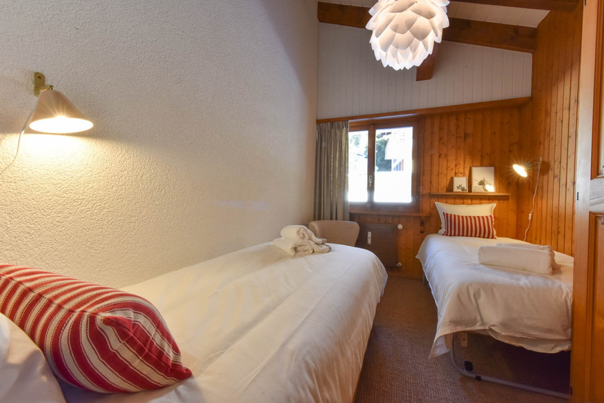 appartement-preles-223-verbier-chambre-lits-jumeaux-17.jpg