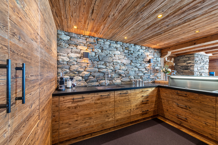 appartement-basalte-c13-verbier-cuisine-detail-pierre-06.jpg