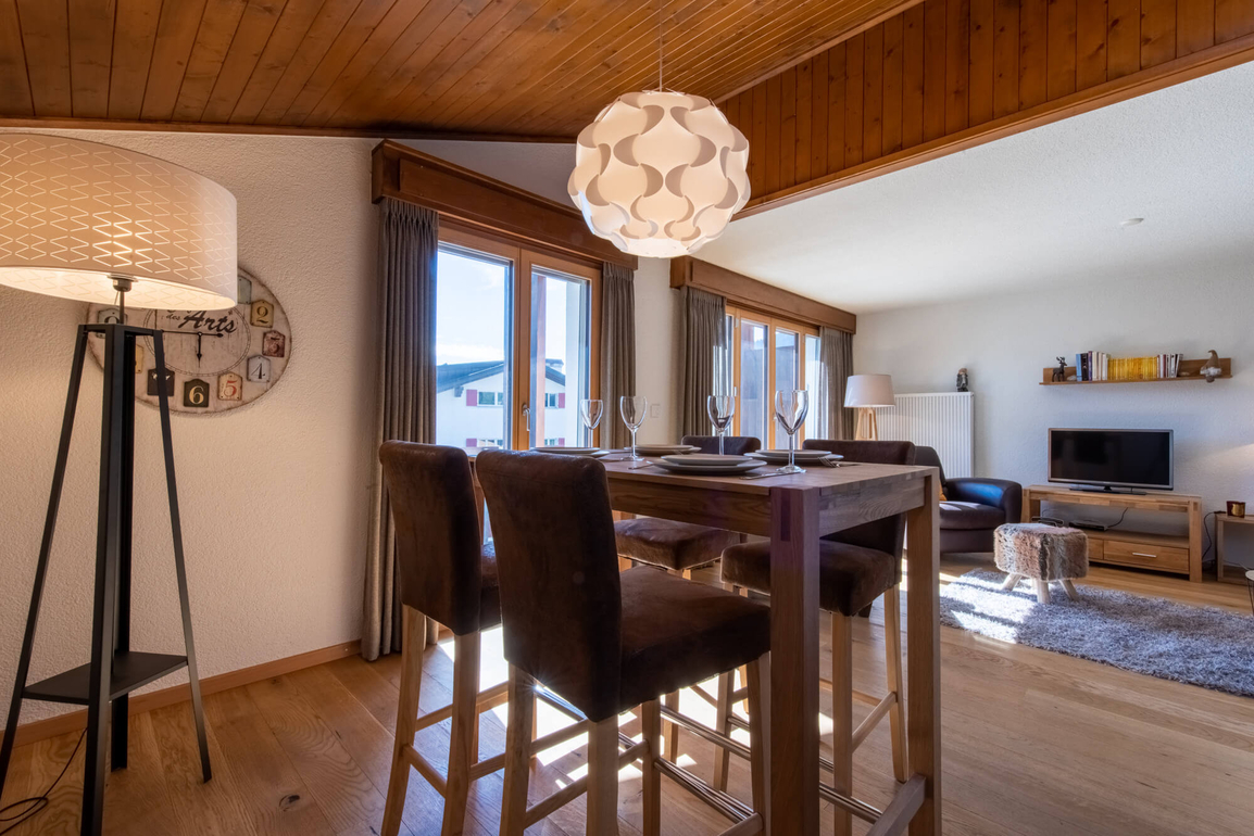 appartement-foehn-15-verbier-espace-repas-03.jpg