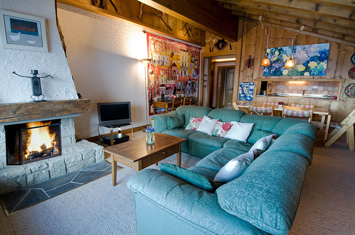 appartement-flaminia-432-verbier-coin-cheminee-02.jpg