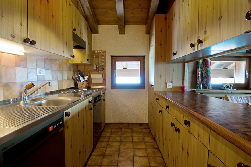 appartement-flaminia-432-verbier-cuisine-fonctionnelle-07.jpg
