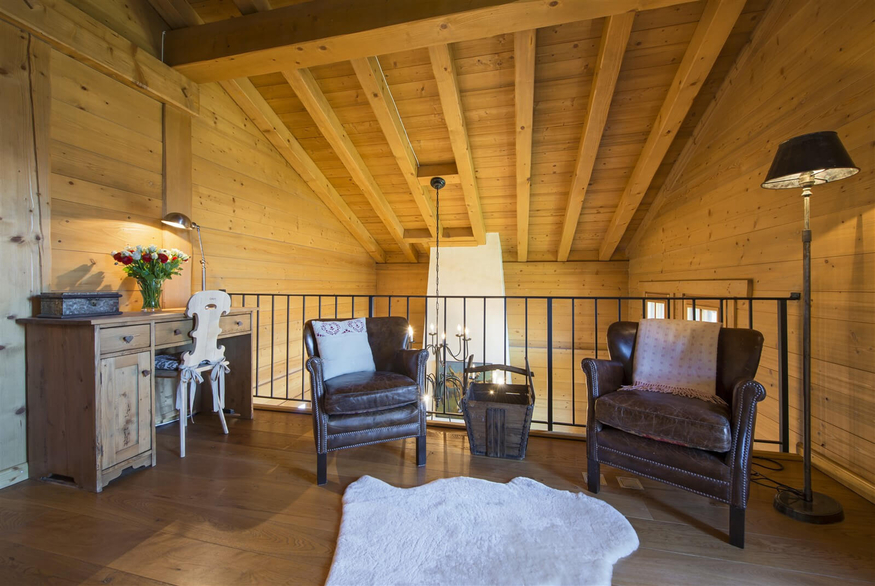 chalet-5-roses-verbier-mezzanine-coin-detente-24.jpg