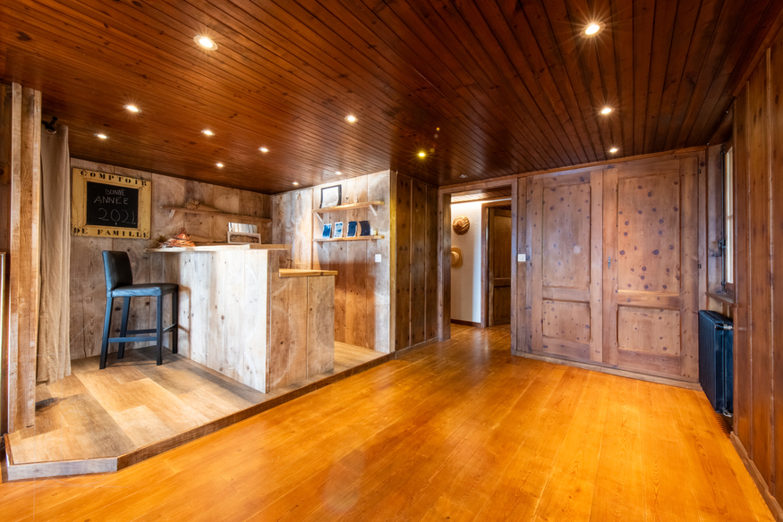 chalet-la-vadrouille-verbier-entree-couloir-15.jpg