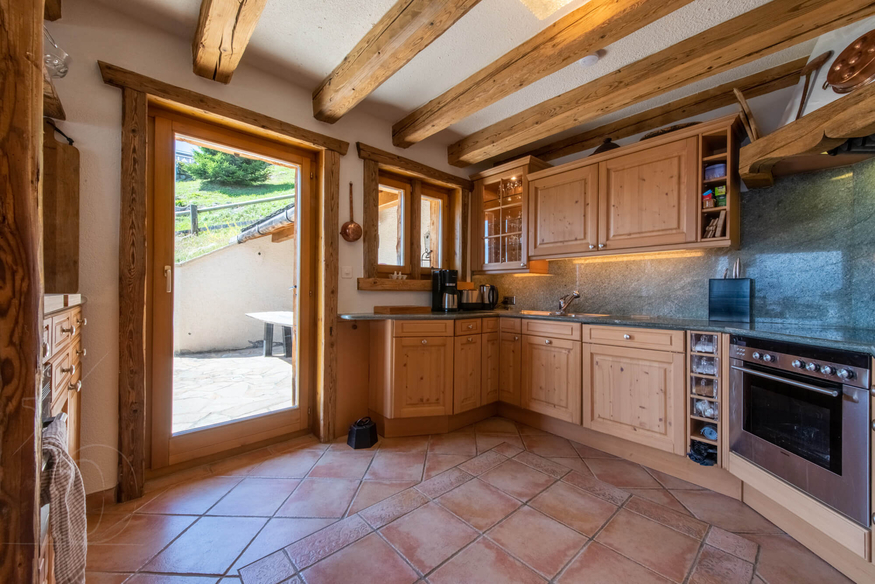 chalet-billabong-verbier-cuisine-equipee-08.jpg
