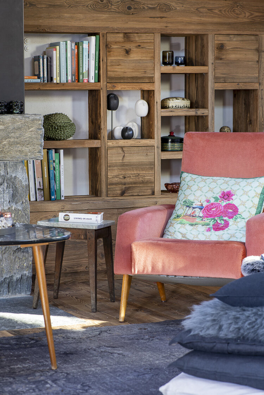 chalet-nangi-verbier-fauteuil-detail-coussin-03.jpg