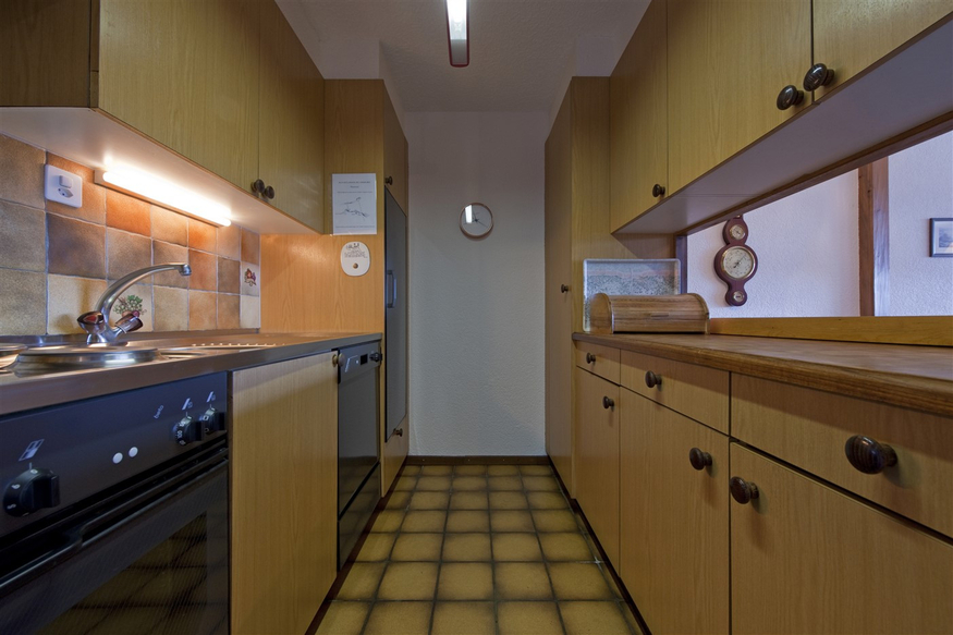 appartement-flaminia-326-verbier-cuisine-equipee-07.jpg