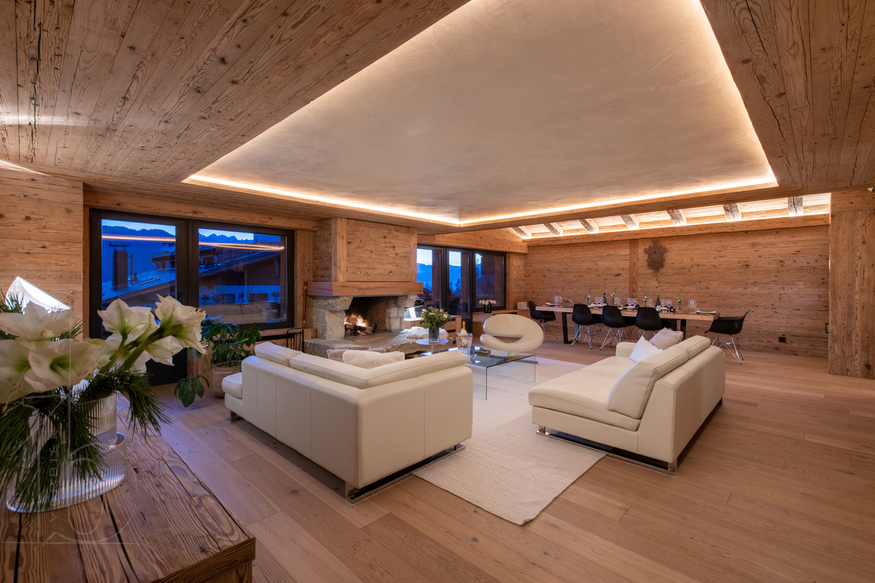 appartement-madelia-verbier-salon-soiree-08.jpg