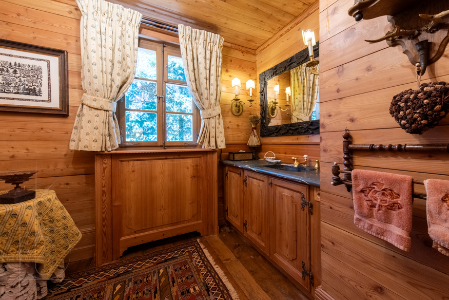chalet-prestige-verbier-salle-de-bain-lavabo-13.jpg