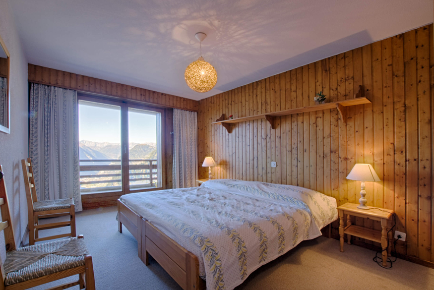 appartement-flaminia-221-verbier-chambre-lumineuse-09.jpg