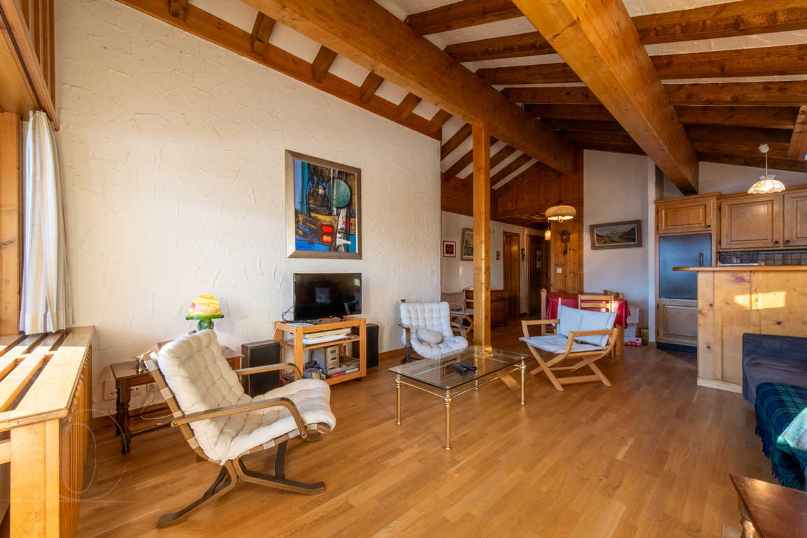 appartement-capricorne-114-verbier-salon-coin-detente-02.jpg