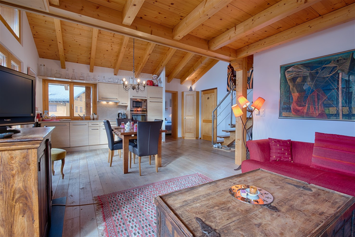 appartement-argousier-302-verbier-salon-espace-ouvert-03.jpg
