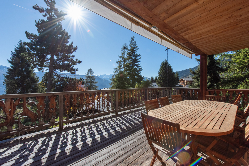 chalet-prestige-verbier-terrasse-table-exterieure-31.jpg