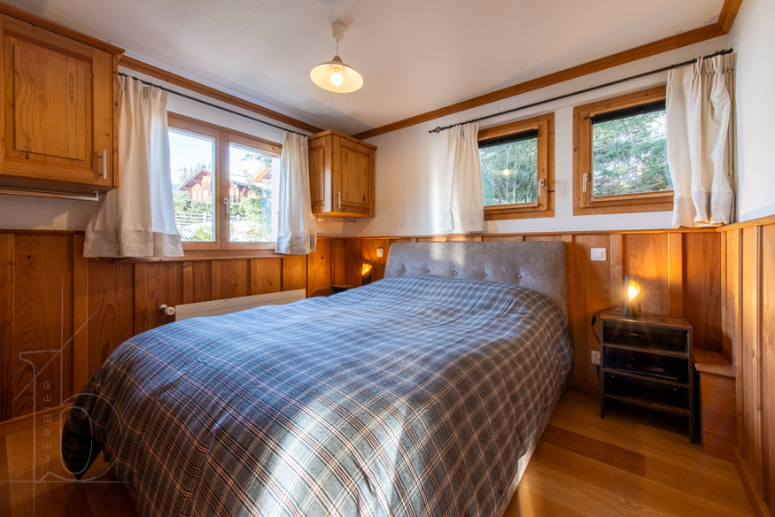 appartement-grande-journee-4-verbier-chambre-lit-double-09.jpg