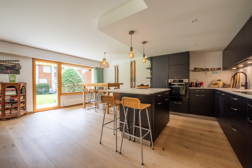 appartement-mirabelles-21-22-verbier-cuisine-salle-a-manger-02.jpg