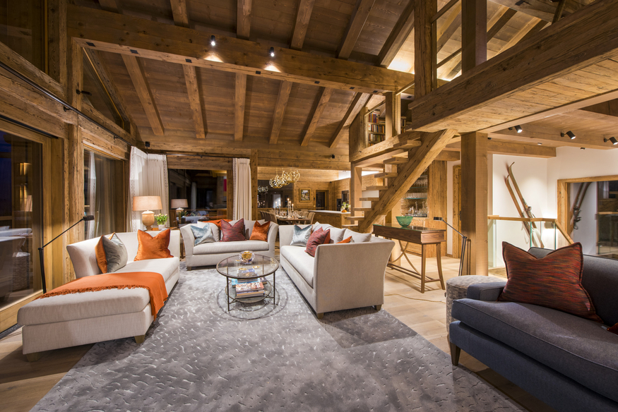 chalet-les-etrennes-verbier-salon-poutres-10.jpg