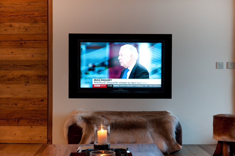 appartement-vallee-blanche-verbier-tv-murale-06.jpg