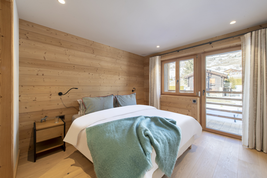 appartement-gran-paradiso-222-verbier-chambre-double-vue-2-24.jpg