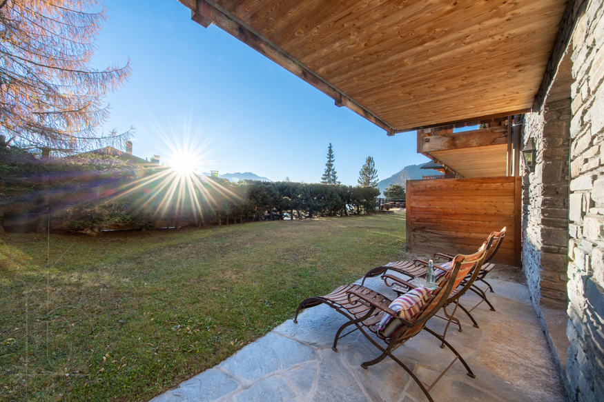 appartement-ivouette-011-verbier-terrasse-jardin-14.jpg