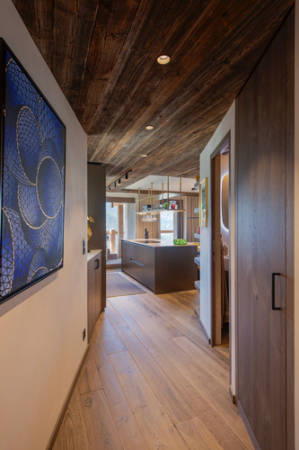 appartement-le-bry-c02-verbier-couloir-entree-05.jpg