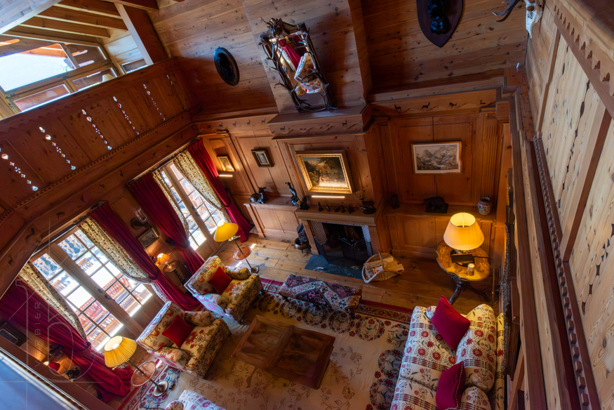 chalet-prestige-verbier-salon-vue-plongeante-09.jpg