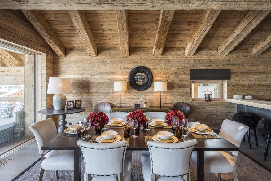 appartement-rosalp-combles-verbier-salle-a-manger-table-dressee-10.jpg
