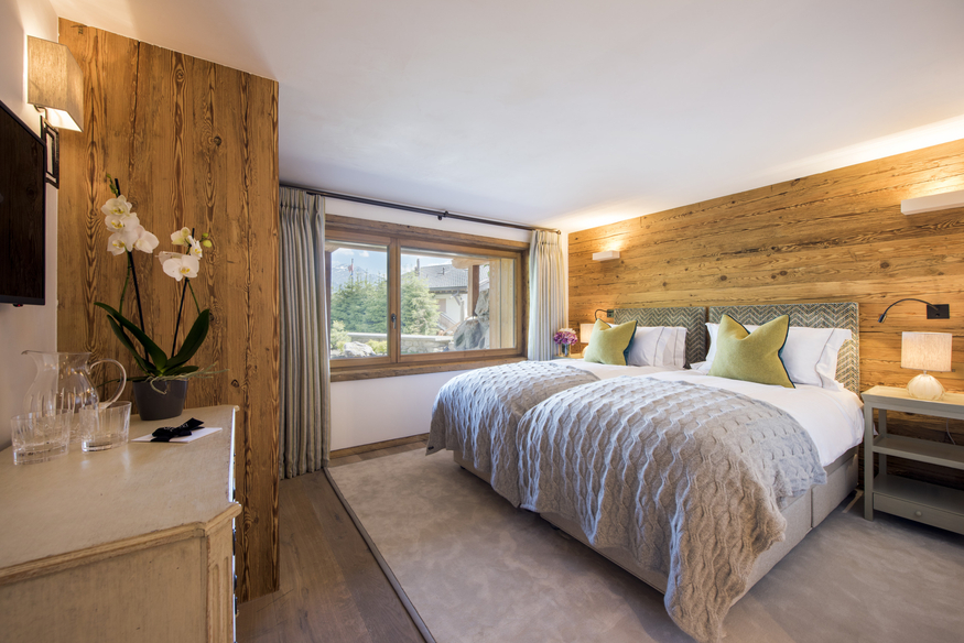 chalet-les-etrennes-verbier-chambre-double-lumineuse-20.jpg