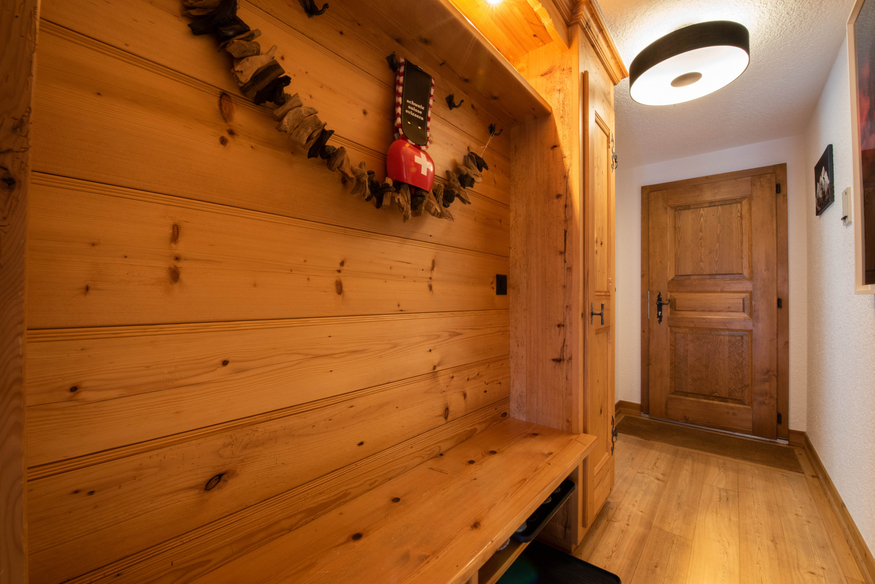 appartement-madelia-221-verbier-entree-vestiaire-10.jpg