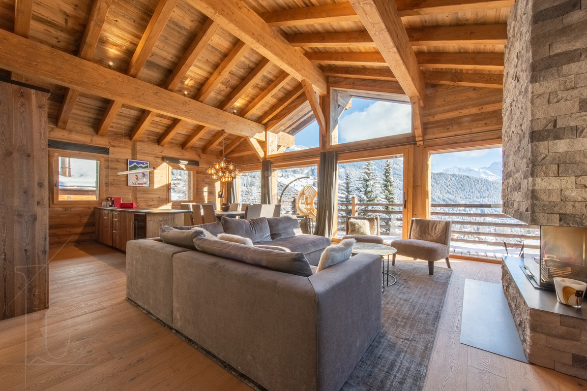 chalet-cortil-verbier-salon-vue-large-02.jpg